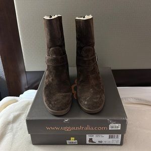 Ugg Gussella size 10 brown boots